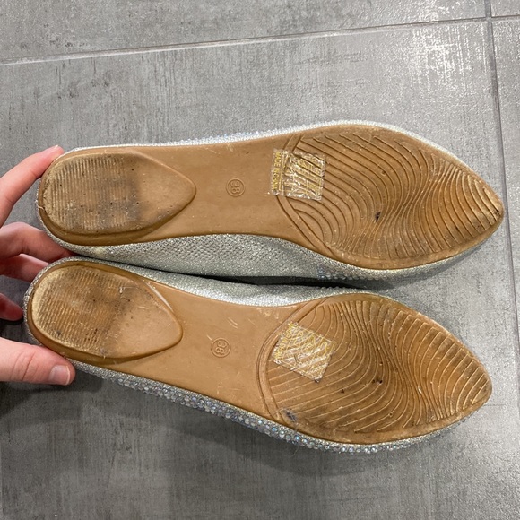 Silver flats - Picture 5 of 5